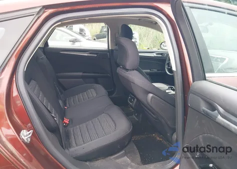 2016 Ford Fusion Se z USA, uszkodzony, nr VIN 3FA6P0HD2GR339193